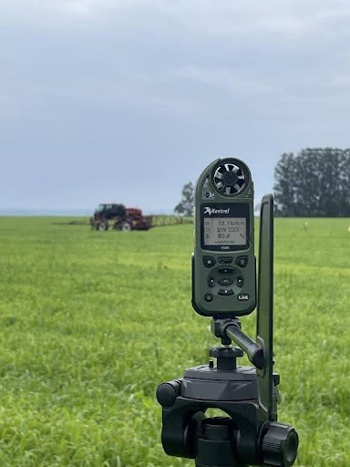 Área com a aplicação de defensivos agrícolas (área experimental AproSoja – MT)